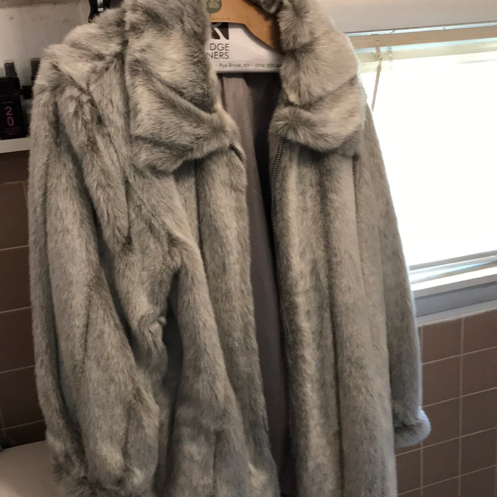 Dennis Basso Faux Fur coat in grey